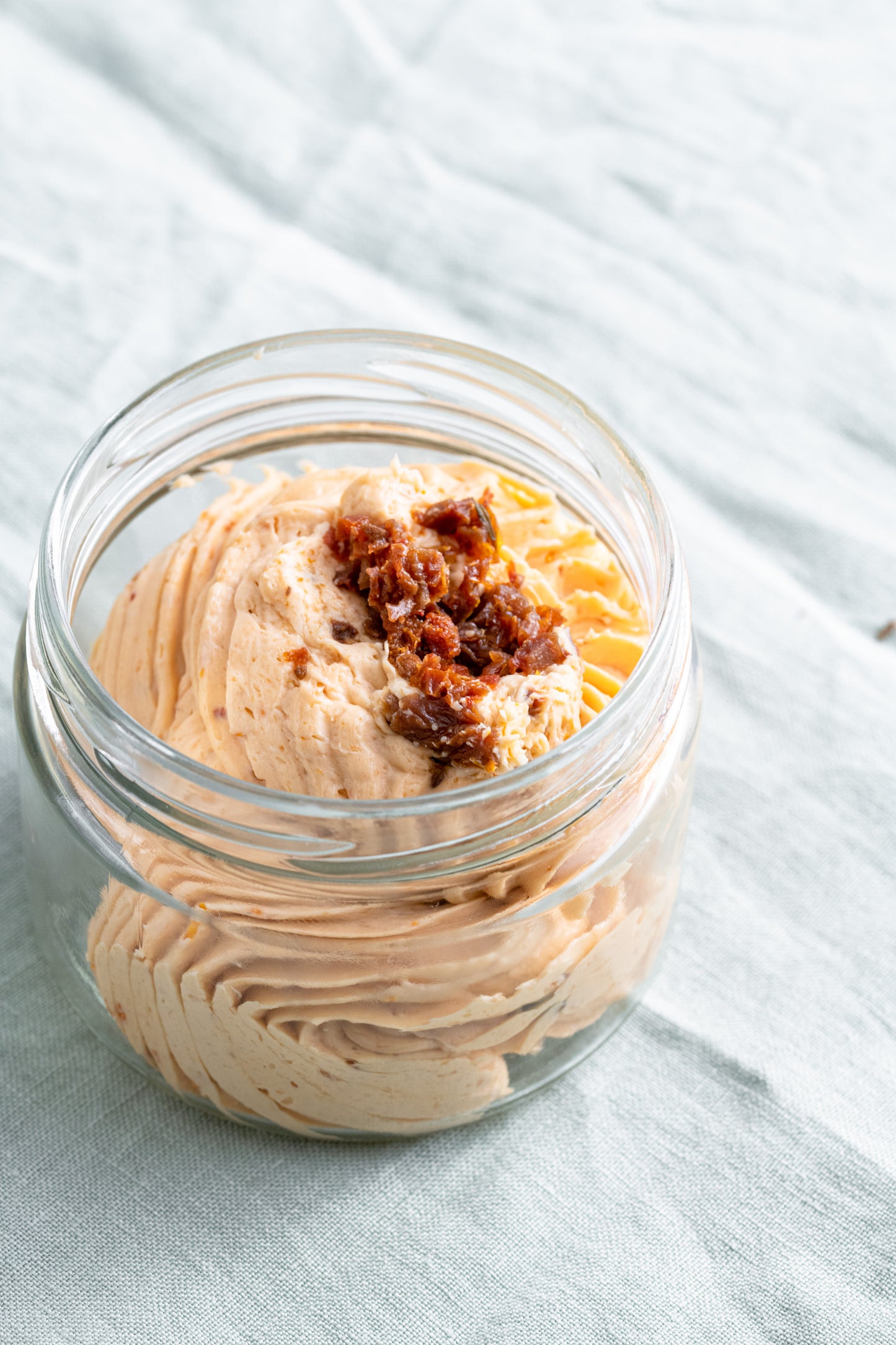 Sun-dried tomato vegetable butter